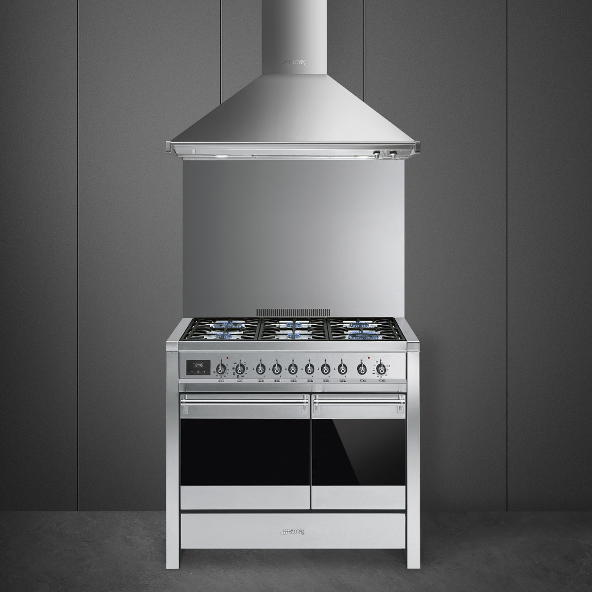 Smeg A2-81