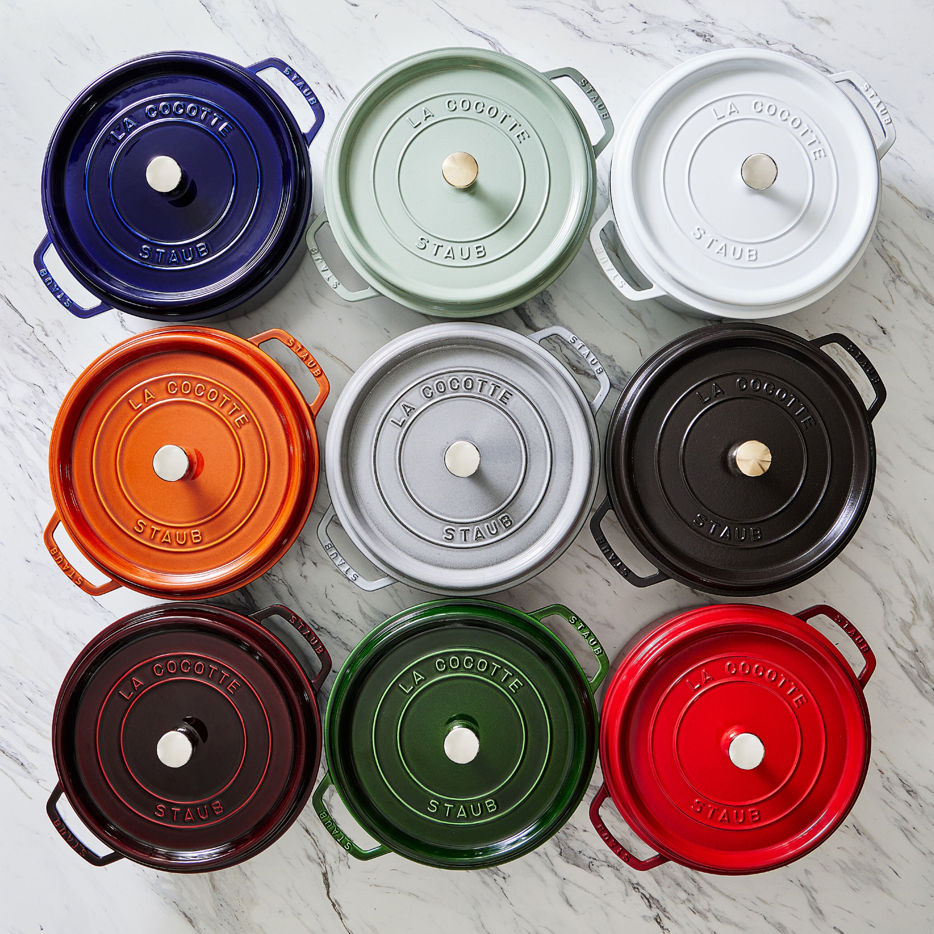 Staub La Cocotte 24 cm Cherry леано железно тенџере со капак