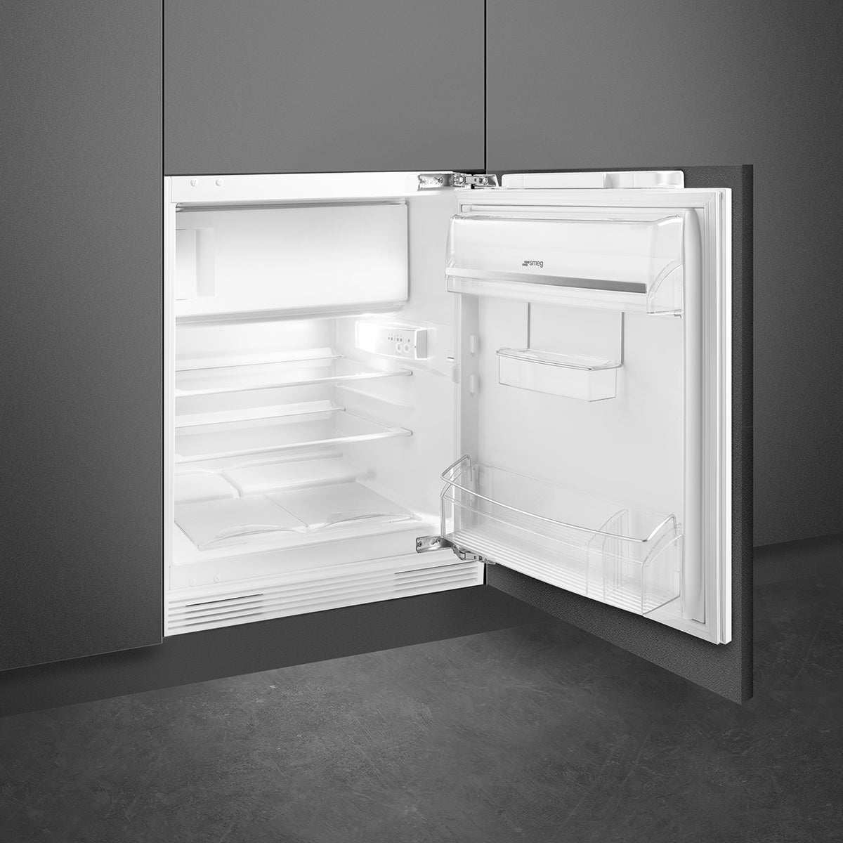 Smeg U8C082DE